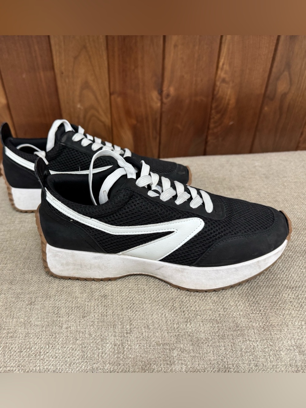 Women’s dolce vita Black Mesh Sneakers with White Accent Stripe